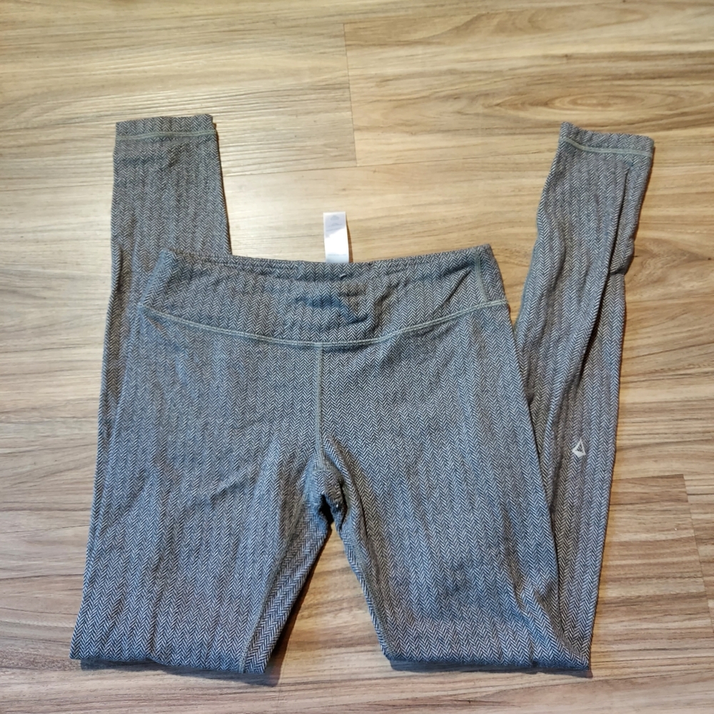 Ivivva leggings